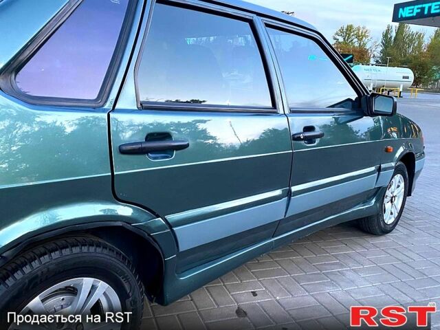 Зеленый ВАЗ 2115 Самара, объемом двигателя 1.5 л и пробегом 180 тыс. км за 1550 $, фото 5 на Automoto.ua