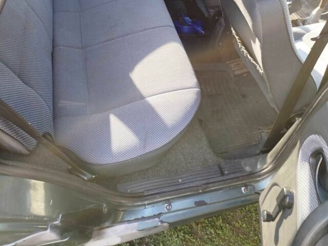 Зелений ВАЗ 2115 Самара, об'ємом двигуна 1.5 л та пробігом 164 тис. км за 1750 $, фото 7 на Automoto.ua