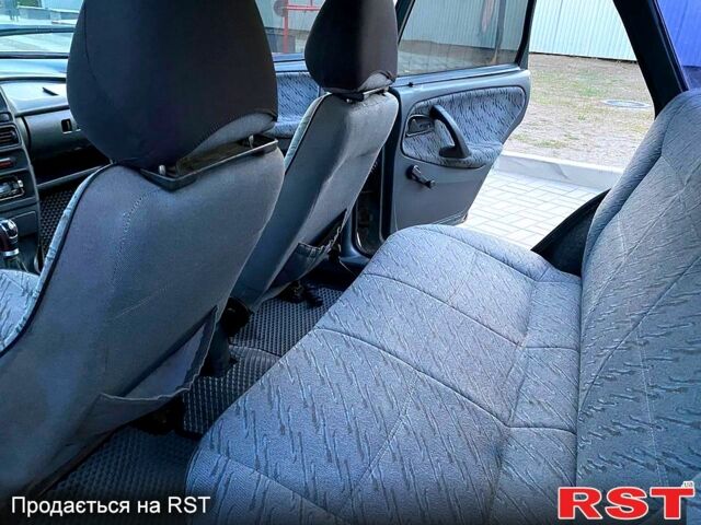 Зеленый ВАЗ 2115 Самара, объемом двигателя 1.5 л и пробегом 180 тыс. км за 1550 $, фото 6 на Automoto.ua