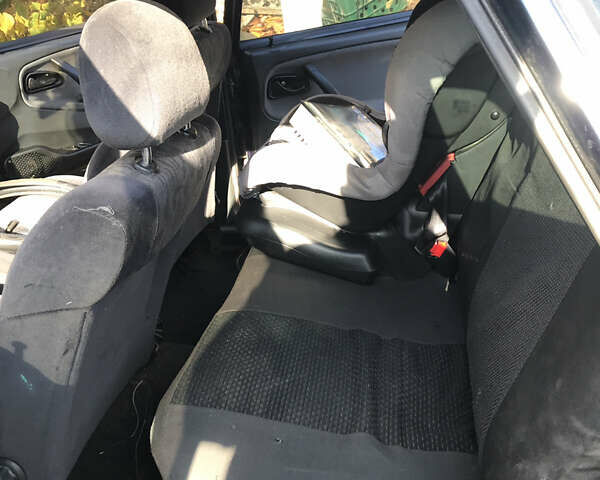 Зеленый ВАЗ 2115 Самара, объемом двигателя 1.5 л и пробегом 173 тыс. км за 1663 $, фото 5 на Automoto.ua