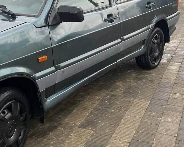 Зеленый ВАЗ 2115 Самара, объемом двигателя 1.5 л и пробегом 255 тыс. км за 1300 $, фото 8 на Automoto.ua