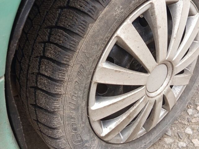 Зелений ВАЗ 2115 Самара, об'ємом двигуна 0 л та пробігом 240 тис. км за 1750 $, фото 5 на Automoto.ua