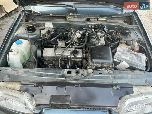 Зелений ВАЗ 2115 Самара, об'ємом двигуна 1.6 л та пробігом 196 тис. км за 1600 $, фото 13 на Automoto.ua