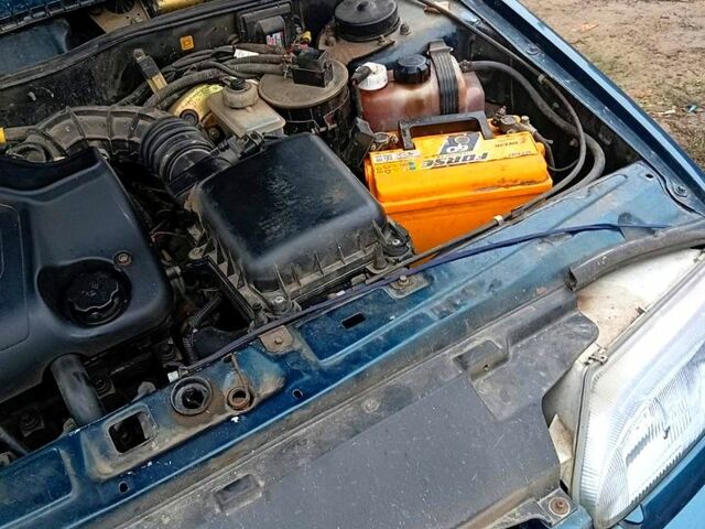 Зеленый ВАЗ 2115 Самара, объемом двигателя 1.6 л и пробегом 250 тыс. км за 2000 $, фото 4 на Automoto.ua