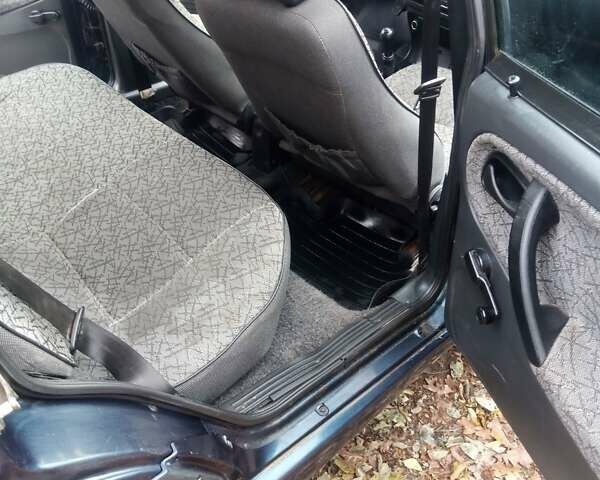 Зеленый ВАЗ 2115 Самара, объемом двигателя 1.6 л и пробегом 230 тыс. км за 1250 $, фото 13 на Automoto.ua