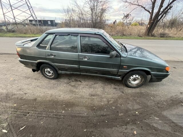 Зеленый ВАЗ 2115 Самара, объемом двигателя 1.6 л и пробегом 245 тыс. км за 952 $, фото 1 на Automoto.ua