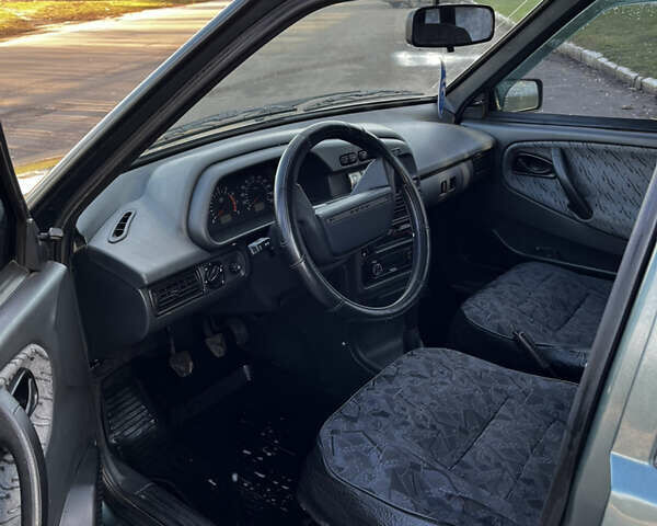 Зелений ВАЗ 2115 Самара, об'ємом двигуна 1.6 л та пробігом 206 тис. км за 2850 $, фото 10 на Automoto.ua