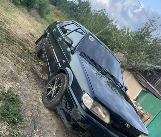 Зеленый ВАЗ 2115 Самара, объемом двигателя 1.6 л и пробегом 220 тыс. км за 1500 $, фото 4 на Automoto.ua