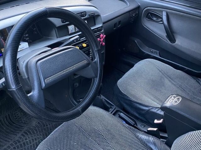 Зеленый ВАЗ 2115 Самара, объемом двигателя 1.6 л и пробегом 145 тыс. км за 2400 $, фото 1 на Automoto.ua