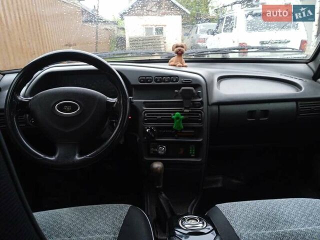 Зелений ВАЗ 2115 Самара, об'ємом двигуна 1.6 л та пробігом 133 тис. км за 2300 $, фото 2 на Automoto.ua