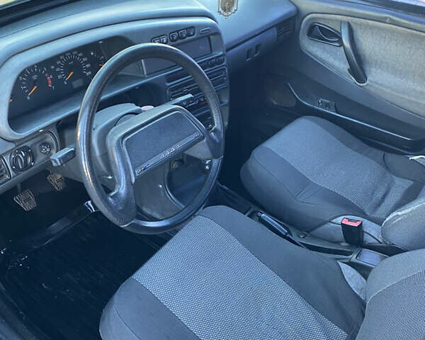 Зеленый ВАЗ 2115 Самара, объемом двигателя 1.6 л и пробегом 277 тыс. км за 1850 $, фото 8 на Automoto.ua