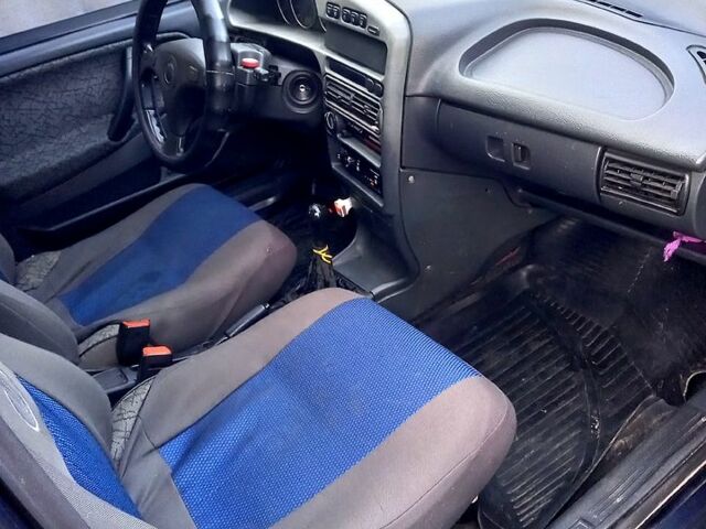 Зеленый ВАЗ 2115 Самара, объемом двигателя 1.6 л и пробегом 254 тыс. км за 1400 $, фото 4 на Automoto.ua