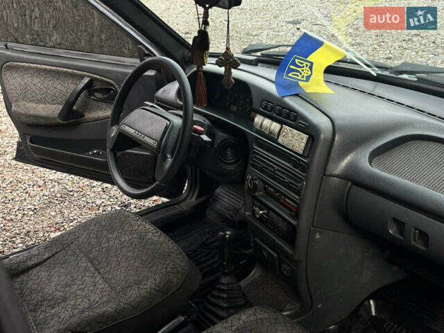 Зелений ВАЗ 2115 Самара, об'ємом двигуна 1.6 л та пробігом 252 тис. км за 1700 $, фото 19 на Automoto.ua