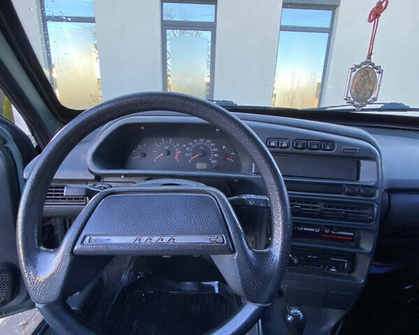 Зеленый ВАЗ 2115 Самара, объемом двигателя 1.6 л и пробегом 277 тыс. км за 1850 $, фото 9 на Automoto.ua