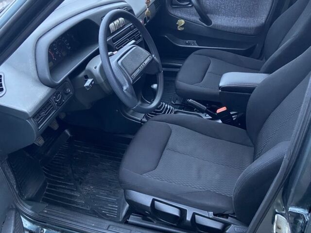 Зелений ВАЗ 2115 Самара, об'ємом двигуна 1.6 л та пробігом 230 тис. км за 2000 $, фото 6 на Automoto.ua