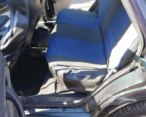 Зеленый ВАЗ 2115 Самара, объемом двигателя 1.6 л и пробегом 150 тыс. км за 1800 $, фото 7 на Automoto.ua