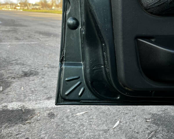 Зелений ВАЗ 2115 Самара, об'ємом двигуна 1.6 л та пробігом 206 тис. км за 2850 $, фото 11 на Automoto.ua