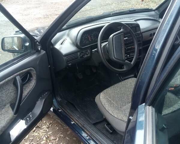 Зелений ВАЗ 2115 Самара, об'ємом двигуна 1.6 л та пробігом 234 тис. км за 1350 $, фото 1 на Automoto.ua