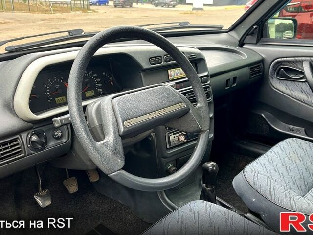 Зелений ВАЗ 2115 Самара, об'ємом двигуна 1.5 л та пробігом 190 тис. км за 2200 $, фото 6 на Automoto.ua