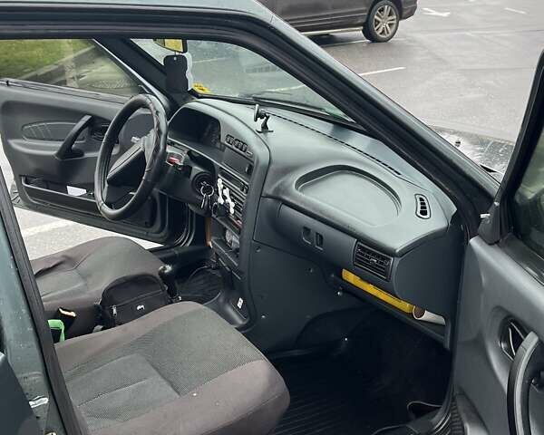 Зелений ВАЗ 2115 Самара, об'ємом двигуна 1.6 л та пробігом 129 тис. км за 2800 $, фото 11 на Automoto.ua