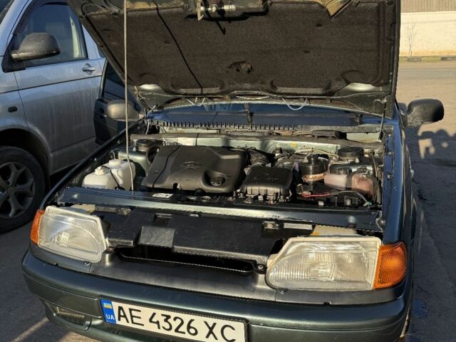 Зелений ВАЗ 2115 Самара, об'ємом двигуна 1.6 л та пробігом 170 тис. км за 2505 $, фото 7 на Automoto.ua