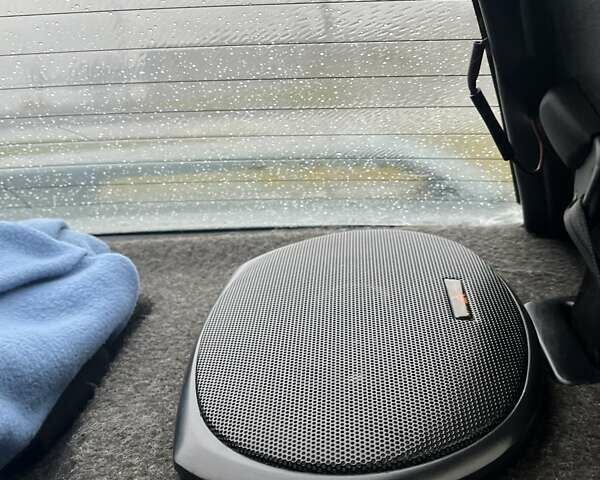 Зелений ВАЗ 2115 Самара, об'ємом двигуна 1.6 л та пробігом 129 тис. км за 2800 $, фото 10 на Automoto.ua