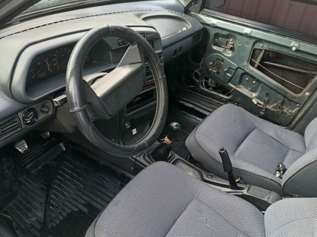 Зелений ВАЗ 2115 Самара, об'ємом двигуна 1.6 л та пробігом 200 тис. км за 750 $, фото 6 на Automoto.ua