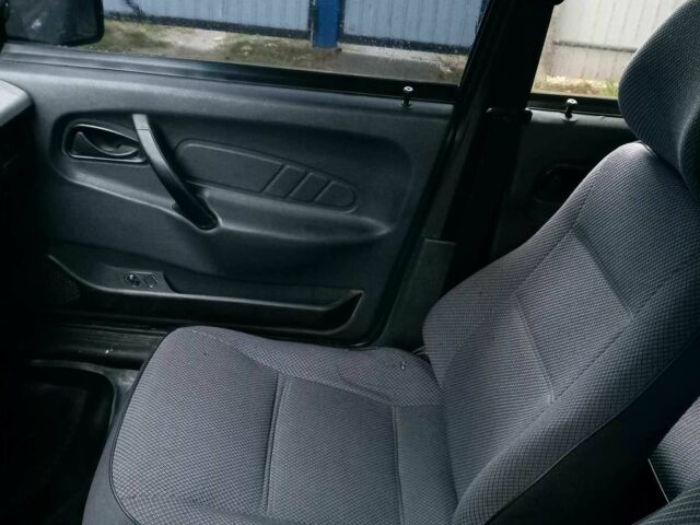 Зеленый ВАЗ 2115 Самара, объемом двигателя 1.6 л и пробегом 200 тыс. км за 1500 $, фото 3 на Automoto.ua