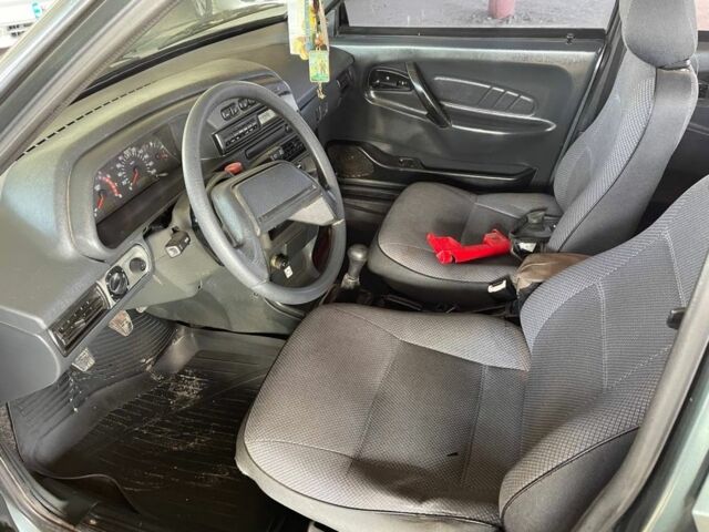 Зеленый ВАЗ 2115 Самара, объемом двигателя 1.6 л и пробегом 155 тыс. км за 714 $, фото 5 на Automoto.ua