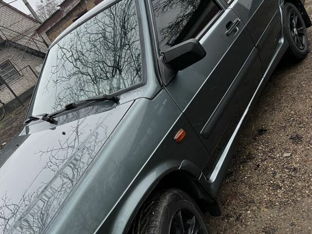 Зеленый ВАЗ 2115 Самара, объемом двигателя 1.6 л и пробегом 140 тыс. км за 3200 $, фото 1 на Automoto.ua