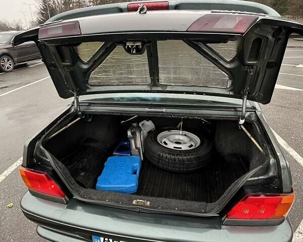 Зелений ВАЗ 2115 Самара, об'ємом двигуна 1.6 л та пробігом 129 тис. км за 2800 $, фото 17 на Automoto.ua