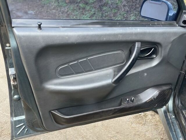 Зеленый ВАЗ 2115 Самара, объемом двигателя 1.6 л и пробегом 200 тыс. км за 1450 $, фото 7 на Automoto.ua