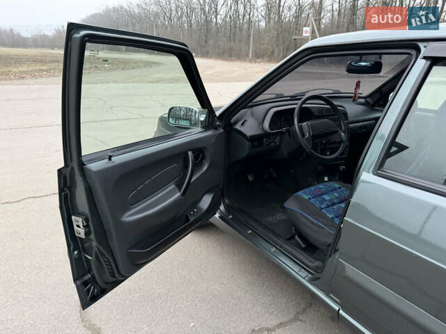 Зеленый ВАЗ 2115 Самара, объемом двигателя 1.6 л и пробегом 124 тыс. км за 2600 $, фото 39 на Automoto.ua