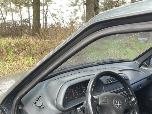 Зеленый ВАЗ 2115 Самара, объемом двигателя 1.6 л и пробегом 200 тыс. км за 1450 $, фото 8 на Automoto.ua