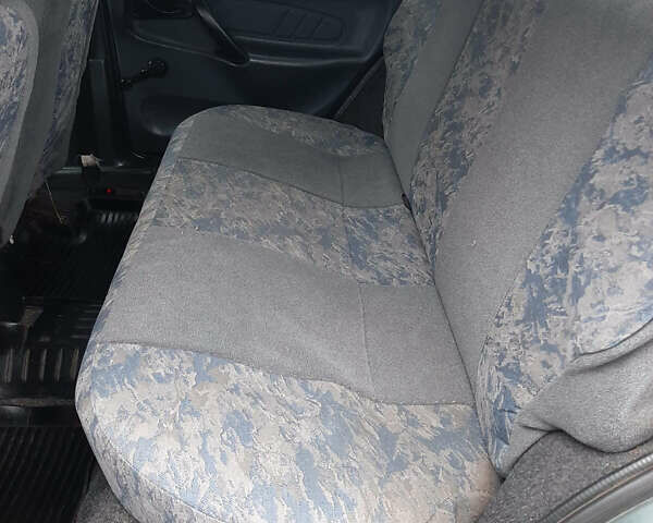 Зелений ВАЗ 2115 Самара, об'ємом двигуна 1.6 л та пробігом 250 тис. км за 2400 $, фото 12 на Automoto.ua