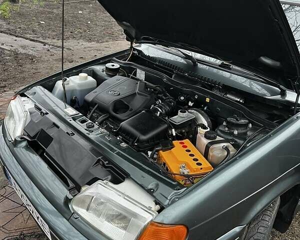 Зеленый ВАЗ 2115 Самара, объемом двигателя 1.6 л и пробегом 140 тыс. км за 3200 $, фото 6 на Automoto.ua