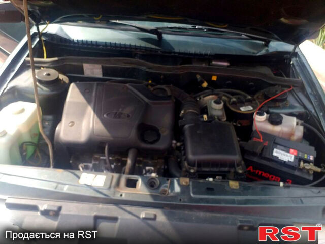 Зеленый ВАЗ 2115 Самара, объемом двигателя 1.6 л и пробегом 53 тыс. км за 3000 $, фото 2 на Automoto.ua