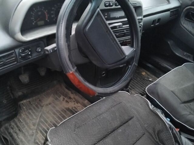 Зеленый ВАЗ 2115 Самара, объемом двигателя 0 л и пробегом 222 тыс. км за 714 $, фото 4 на Automoto.ua