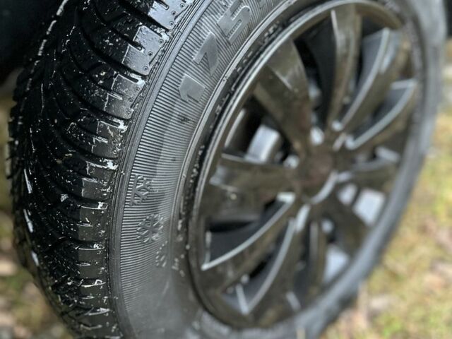 Зелений ВАЗ 2115 Самара, об'ємом двигуна 1.6 л та пробігом 291 тис. км за 1100 $, фото 8 на Automoto.ua