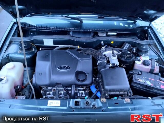 Зеленый ВАЗ 2115 Самара, объемом двигателя 1.6 л и пробегом 68 тыс. км за 3500 $, фото 5 на Automoto.ua