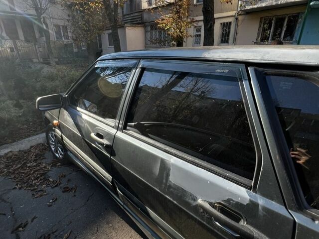 Зеленый ВАЗ 2115 Самара, объемом двигателя 1.6 л и пробегом 1 тыс. км за 1600 $, фото 4 на Automoto.ua