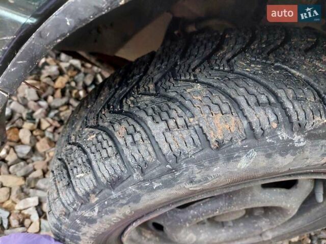 Зелений ВАЗ 2115 Самара, об'ємом двигуна 1.6 л та пробігом 156 тис. км за 1550 $, фото 7 на Automoto.ua