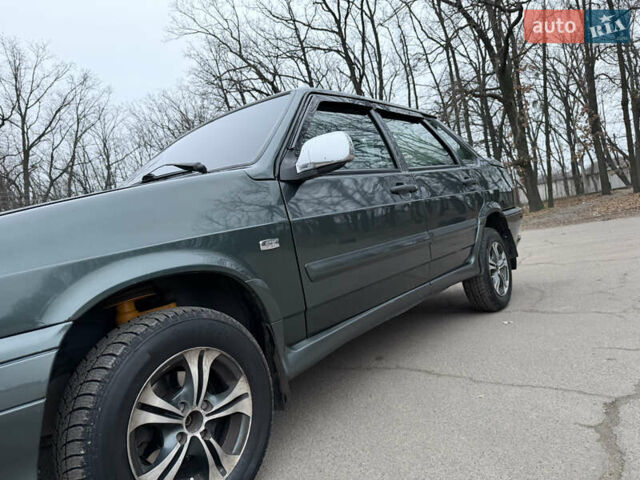 Зеленый ВАЗ 2115 Самара, объемом двигателя 1.6 л и пробегом 124 тыс. км за 2600 $, фото 3 на Automoto.ua