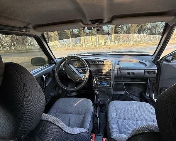 Зеленый ВАЗ 2115 Самара, объемом двигателя 1.6 л и пробегом 170 тыс. км за 2500 $, фото 10 на Automoto.ua