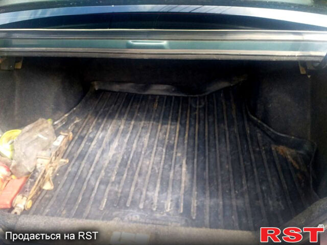 Зеленый ВАЗ 2115 Самара, объемом двигателя 1.6 л и пробегом 53 тыс. км за 3000 $, фото 5 на Automoto.ua