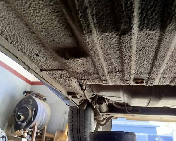 Зеленый ВАЗ 2115 Самара, объемом двигателя 1.6 л и пробегом 66 тыс. км за 2400 $, фото 18 на Automoto.ua