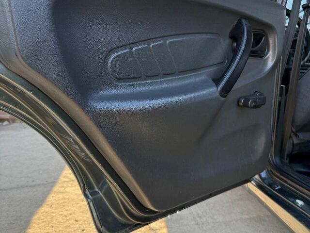 Зелений ВАЗ 2115 Самара, об'ємом двигуна 1.6 л та пробігом 170 тис. км за 2505 $, фото 14 на Automoto.ua