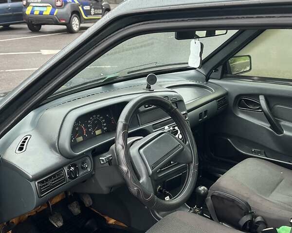 Зелений ВАЗ 2115 Самара, об'ємом двигуна 1.6 л та пробігом 129 тис. км за 2800 $, фото 13 на Automoto.ua