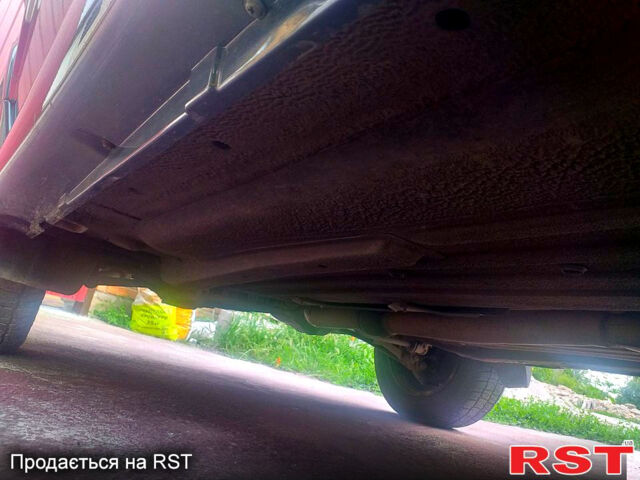 Зеленый ВАЗ 2115 Самара, объемом двигателя 1.6 л и пробегом 53 тыс. км за 3000 $, фото 9 на Automoto.ua