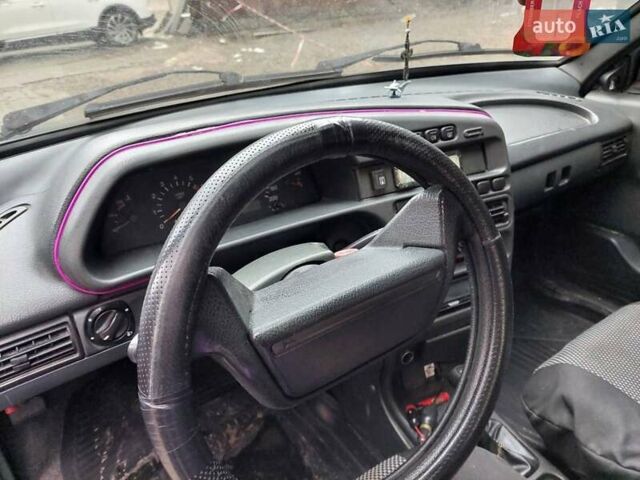 Зелений ВАЗ 2115 Самара, об'ємом двигуна 1.6 л та пробігом 156 тис. км за 1550 $, фото 5 на Automoto.ua